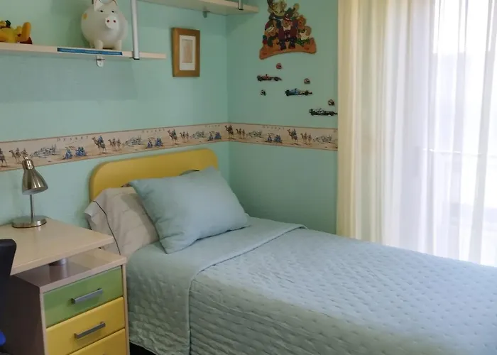 Apartament Holidays *